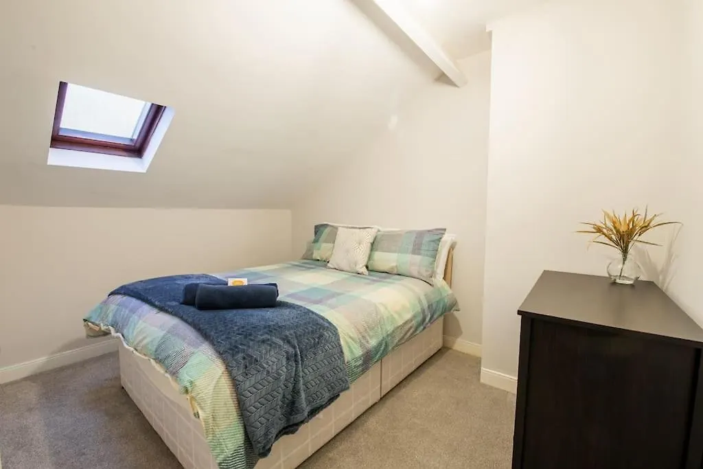 Ormeau Park Home - Perfect For A City Break! Belfast Holiday home