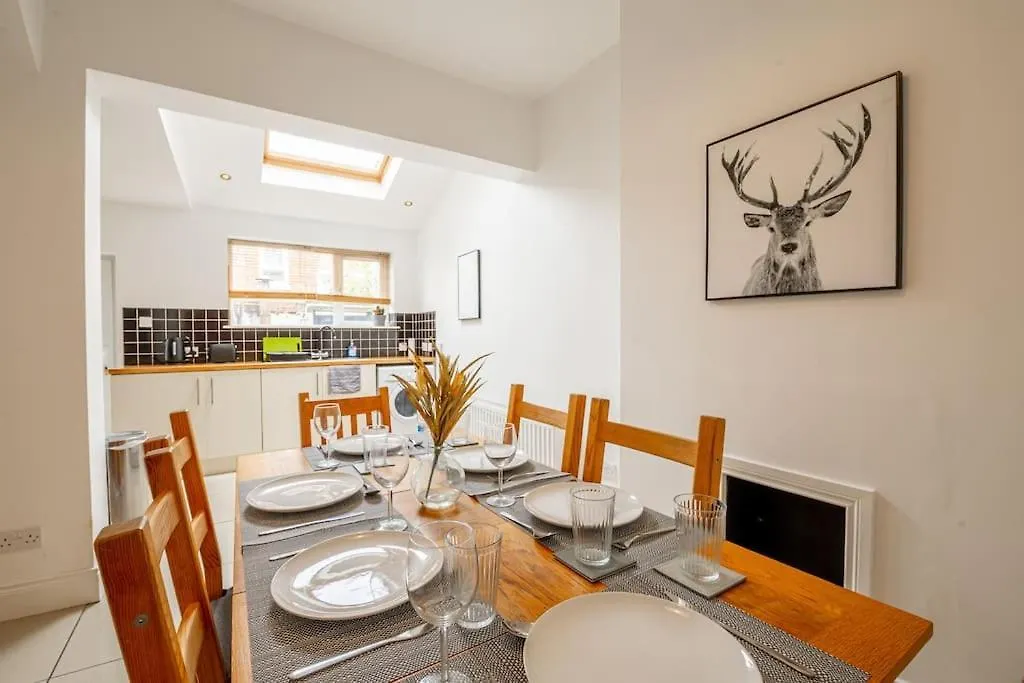 Ormeau Park Home - Perfect For A City Break! Belfast