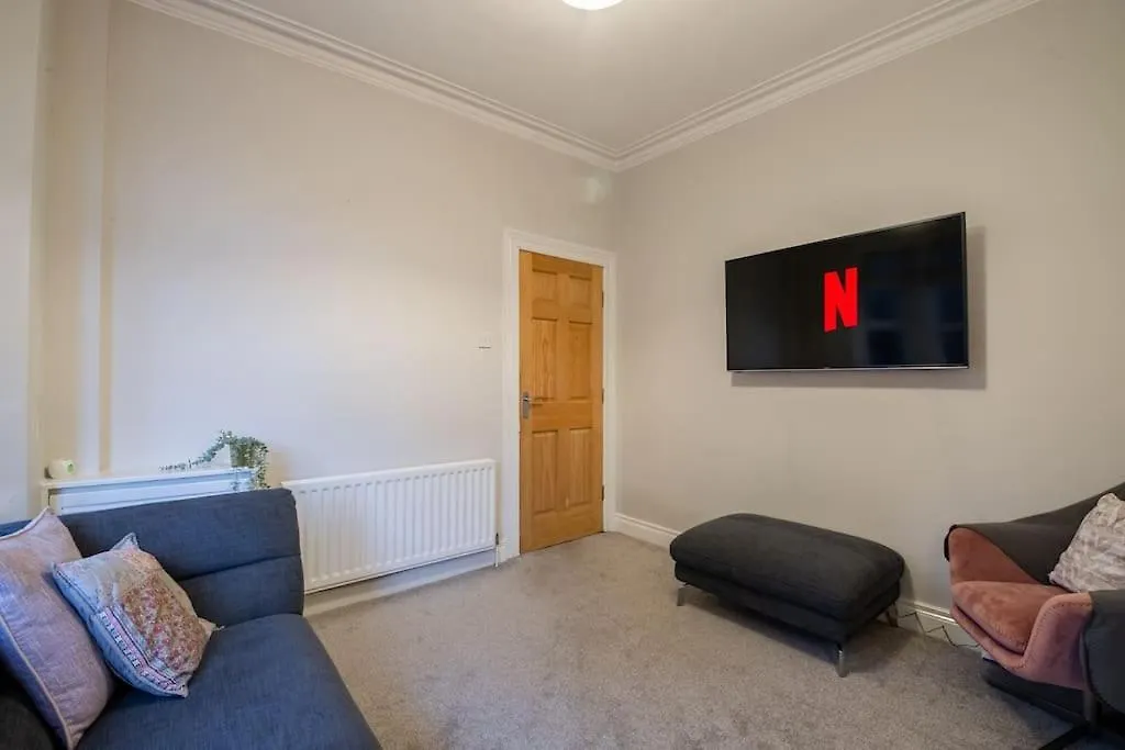 Ormeau Park Home - Perfect For A City Break! Belfast Holiday home
